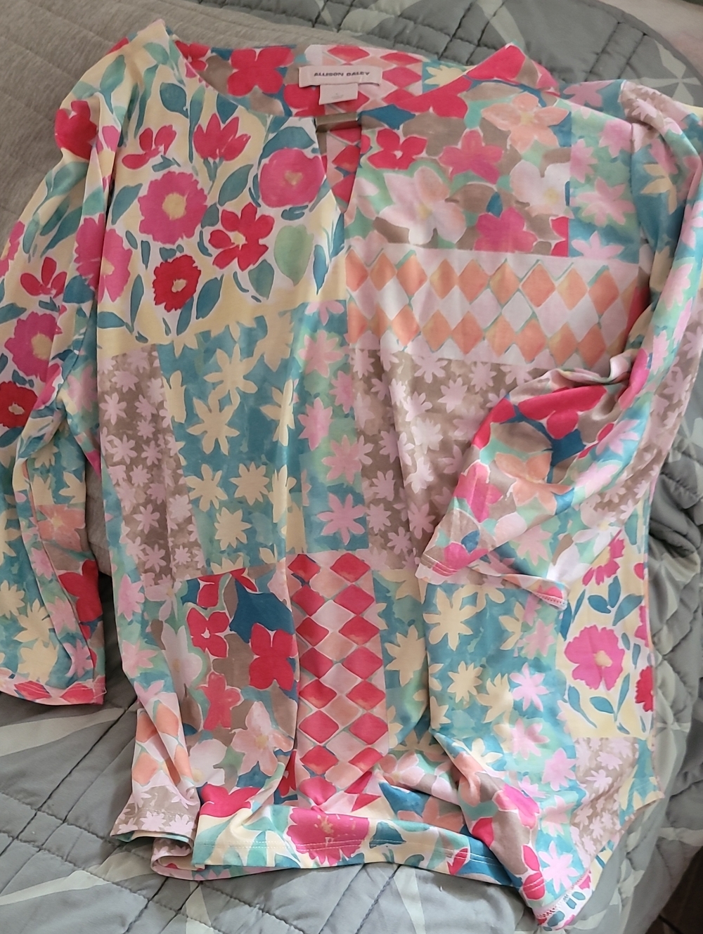 Allison Daley Floral Patchwork Tunic in Pink, Aqua, Cream
